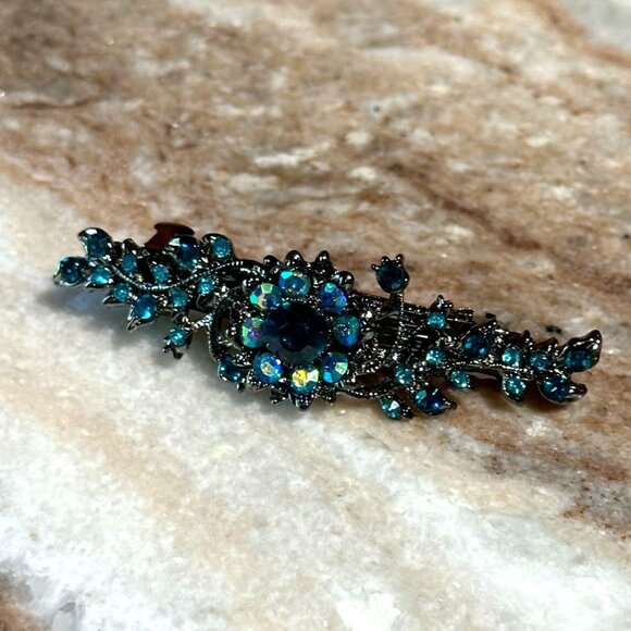 Boutique Accessories - Turquoise Teal Aqua Blue Floral Crystal Rhinestone Medium Barrette/Hair Clip